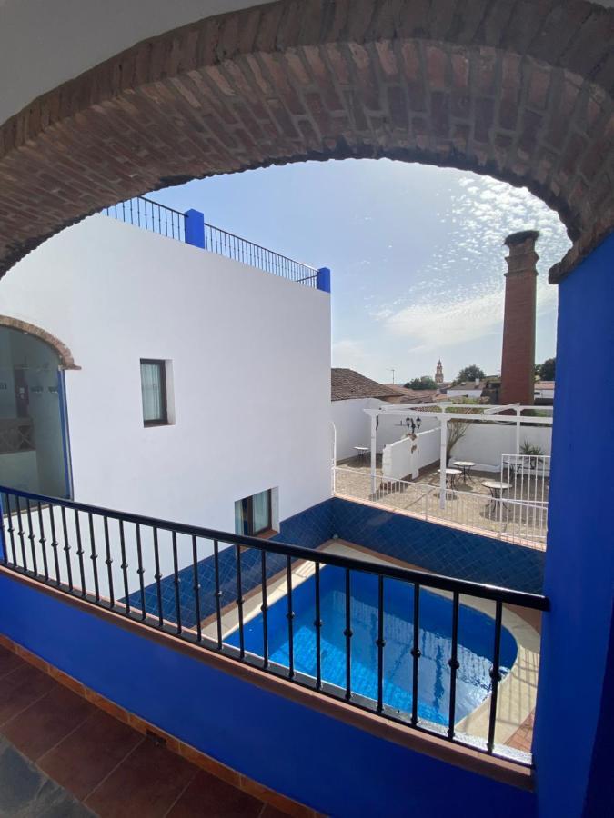 Hotel Rural La Posada De Las Cigueenas Jerez De Los Caballeros Exteriör bild