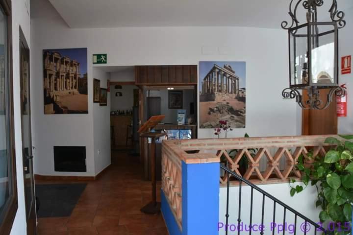 Hotel Rural La Posada De Las Cigueenas Jerez De Los Caballeros Exteriör bild