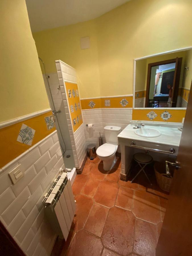 Hotel Rural La Posada De Las Cigueenas Jerez De Los Caballeros Exteriör bild