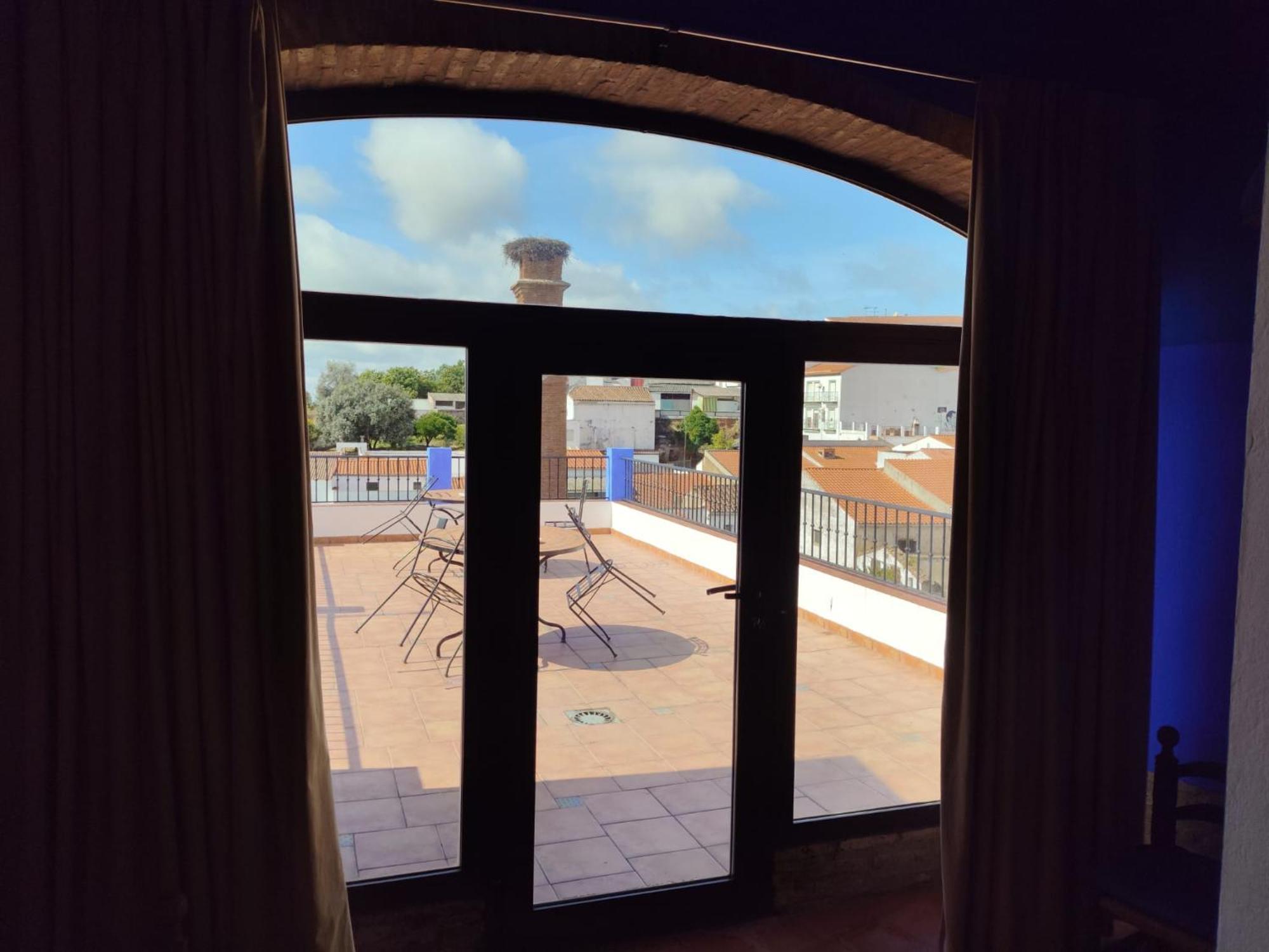 Hotel Rural La Posada De Las Cigueenas Jerez De Los Caballeros Exteriör bild